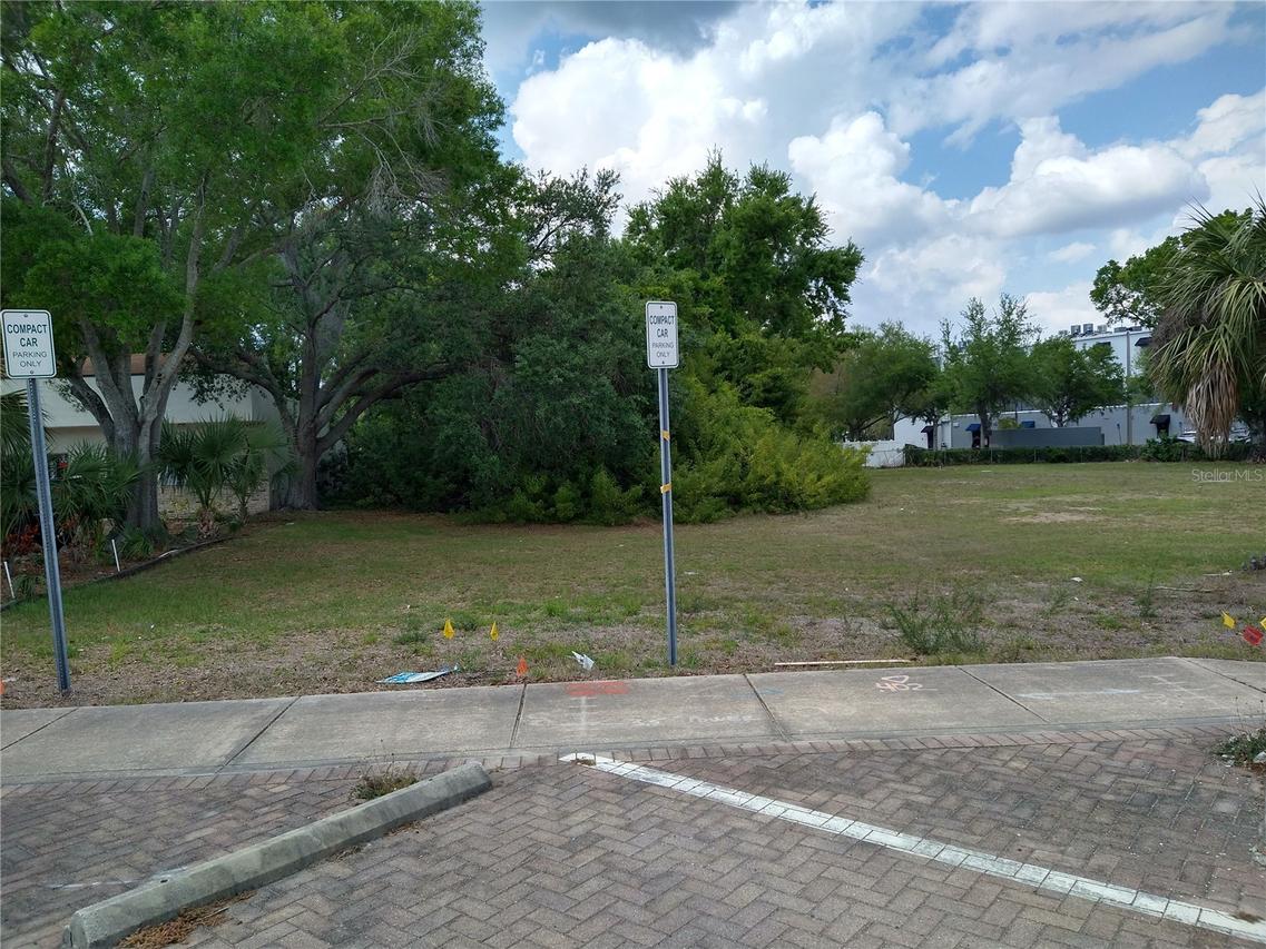 St Petersburg Dr., Oldsmar, FL 34677