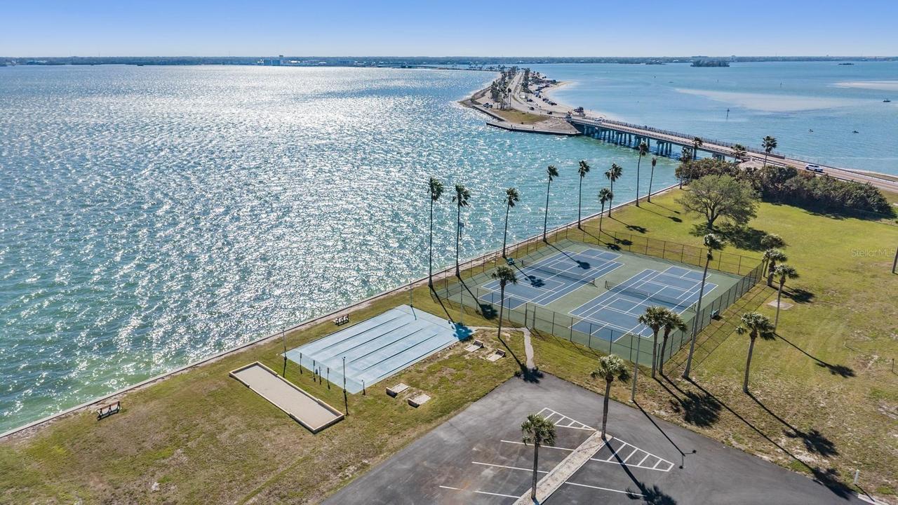7 Dunoon Pl. #102, Dunedin, FL 34698