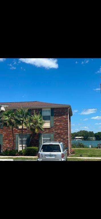 1920 E Edgewood Dr. #J8, Lakeland, FL 33803