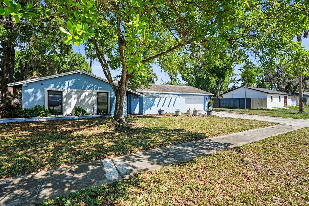 3315 Las Brisas Dr., Riverview, FL 33578