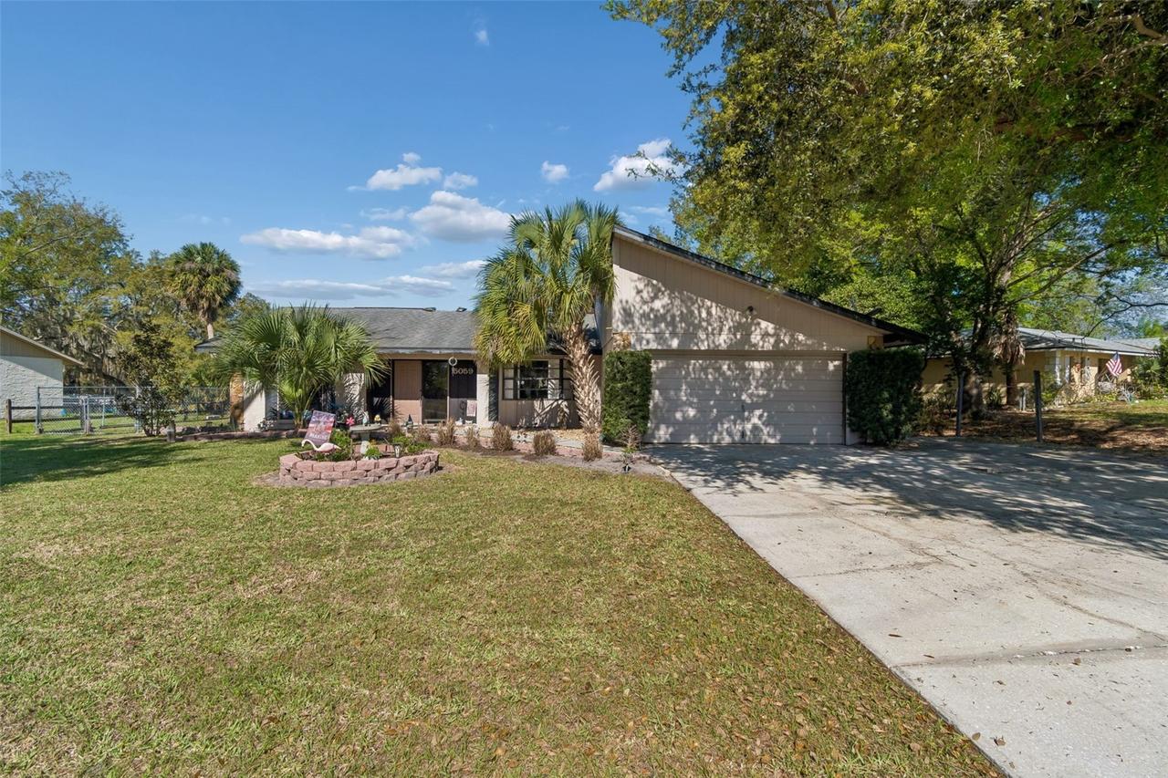 5059 Bernadette Dr., Zephyrhills, FL 33541