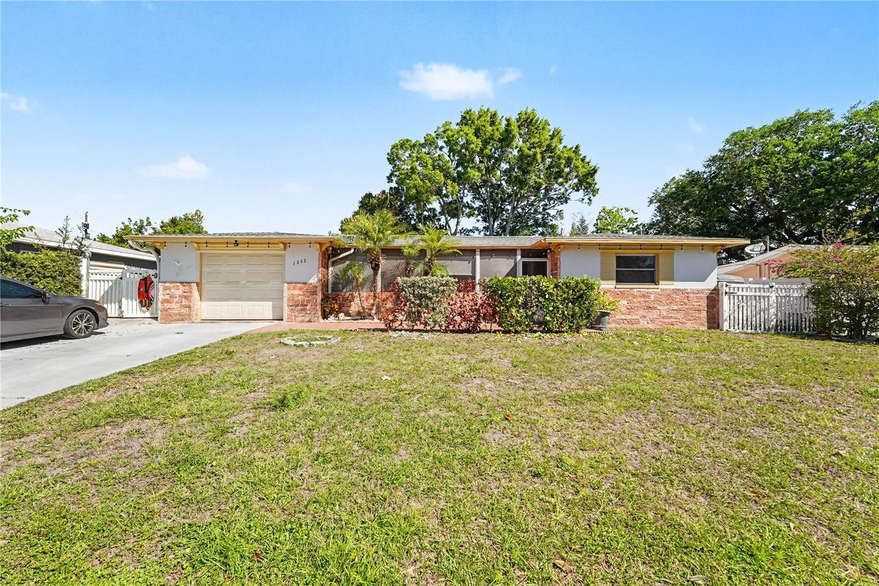 1362 Stratford Dr., Clearwater, FL 33756