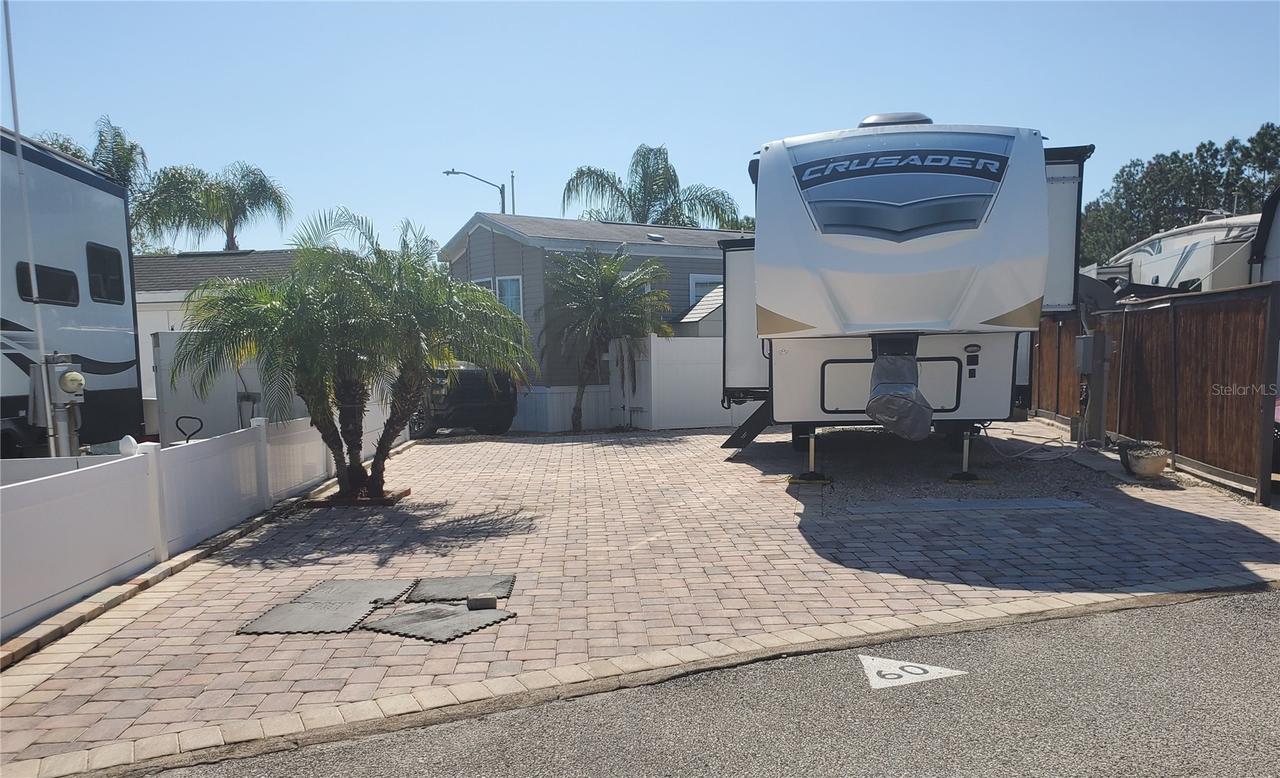 20300 Leonard Rd. #60, Lutz, FL 33558