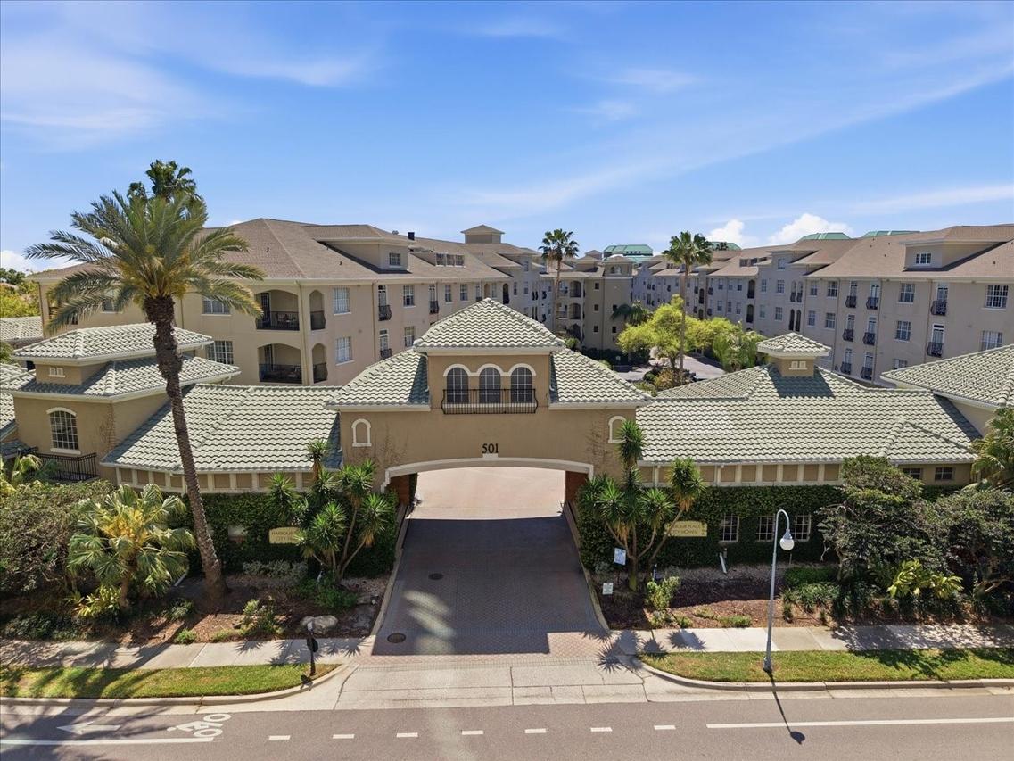 501 Knights Run Ave. #1320, Tampa, FL 33602