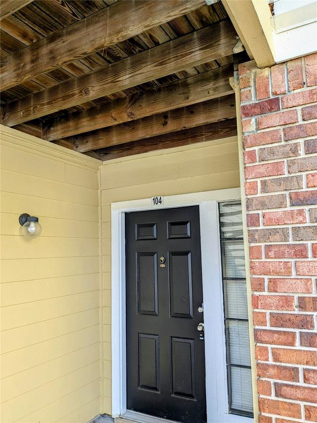 8702 Mallard Reserve Dr. #104, Tampa, FL 33614