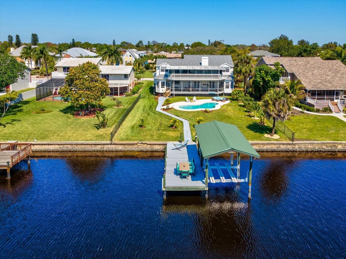 1414 Deirdre Dr., Ruskin, FL 33570