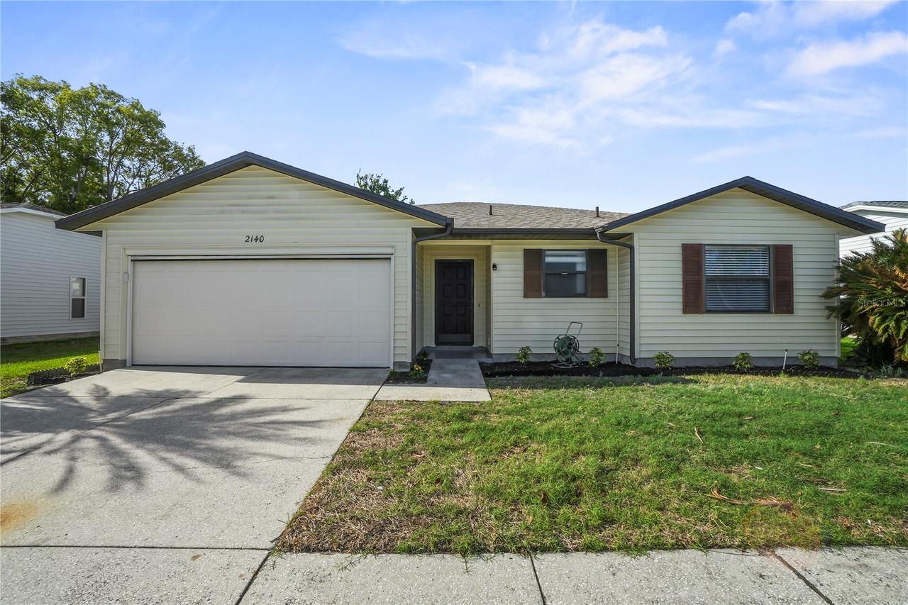 2140 Grand Cypress Dr., Lakeland, FL 33810