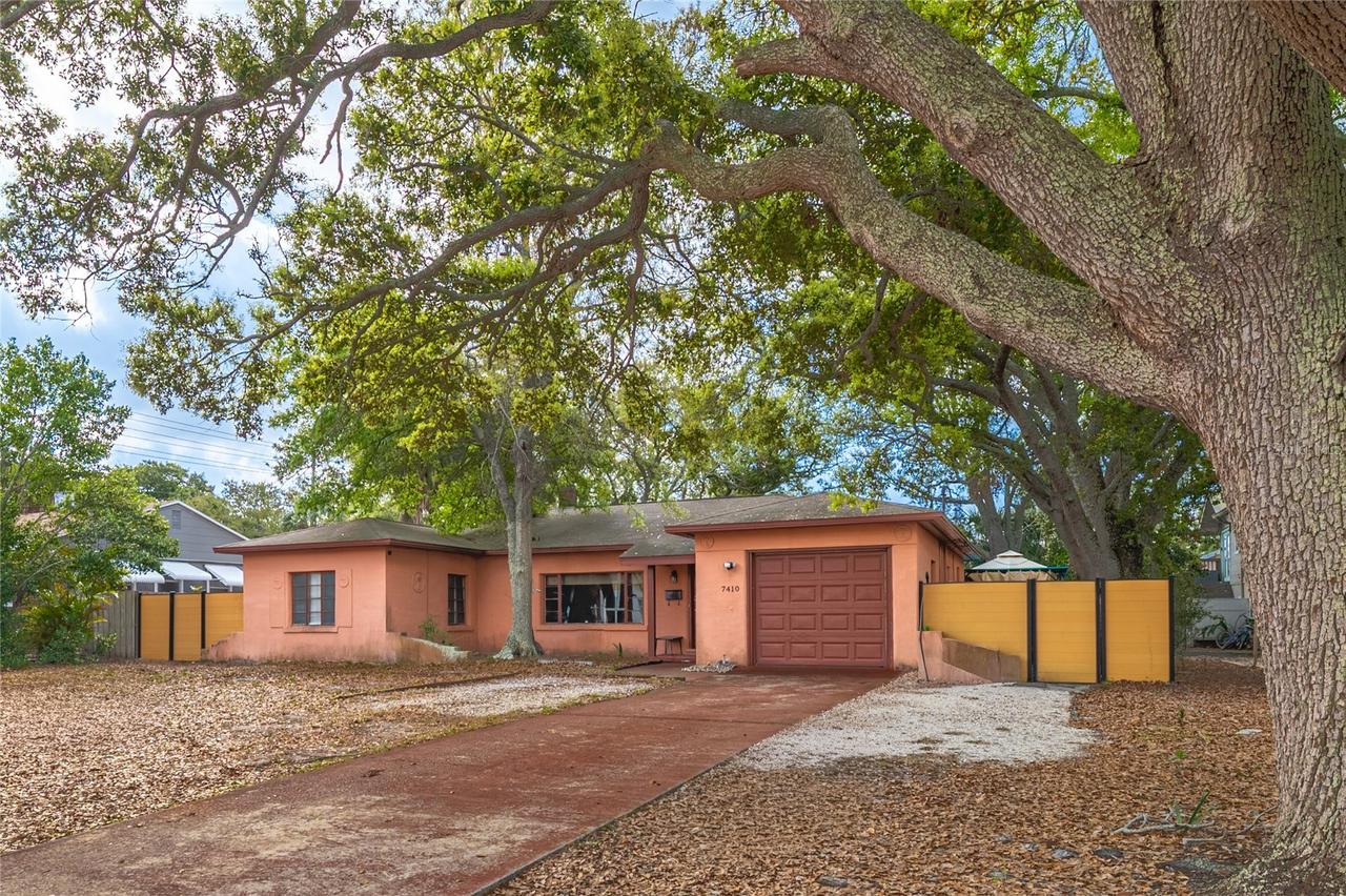 7410 5th Ave., St Petersburg, FL 33710