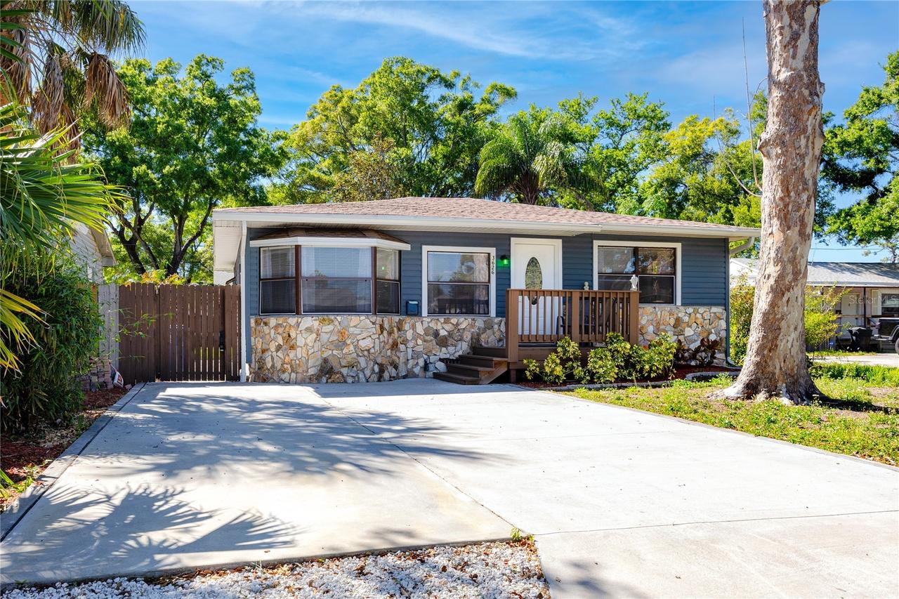 3626 Queen St., St Petersburg, FL 33713