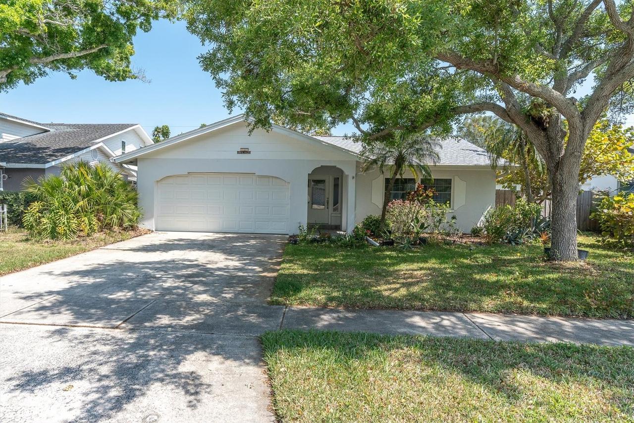 5619 Denver St., St Petersburg, FL 33703