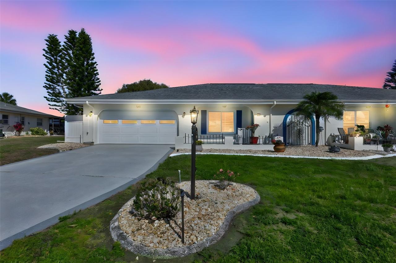 123 Wintersong Ln., Sun City Center, FL 33573