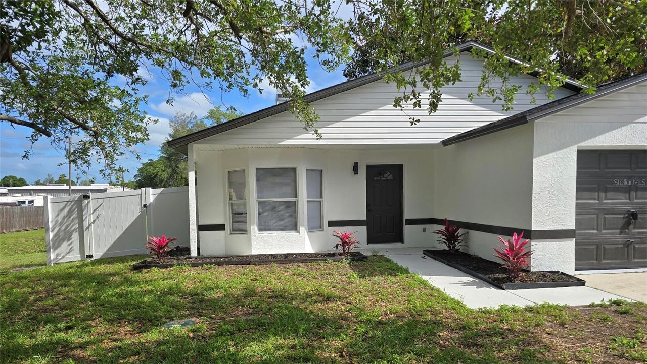 1014 16th Ave., Largo, FL 33756