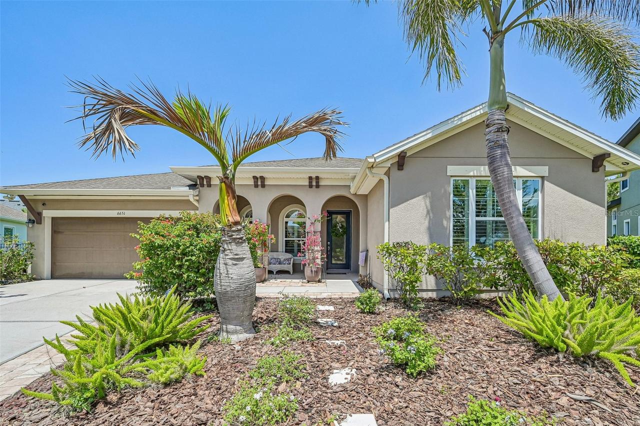 6651 Current Dr., Apollo Beach, FL 33572