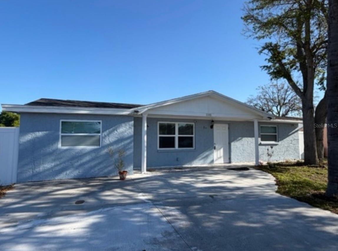 3305 Salisbury Dr., Holiday, FL 34691
