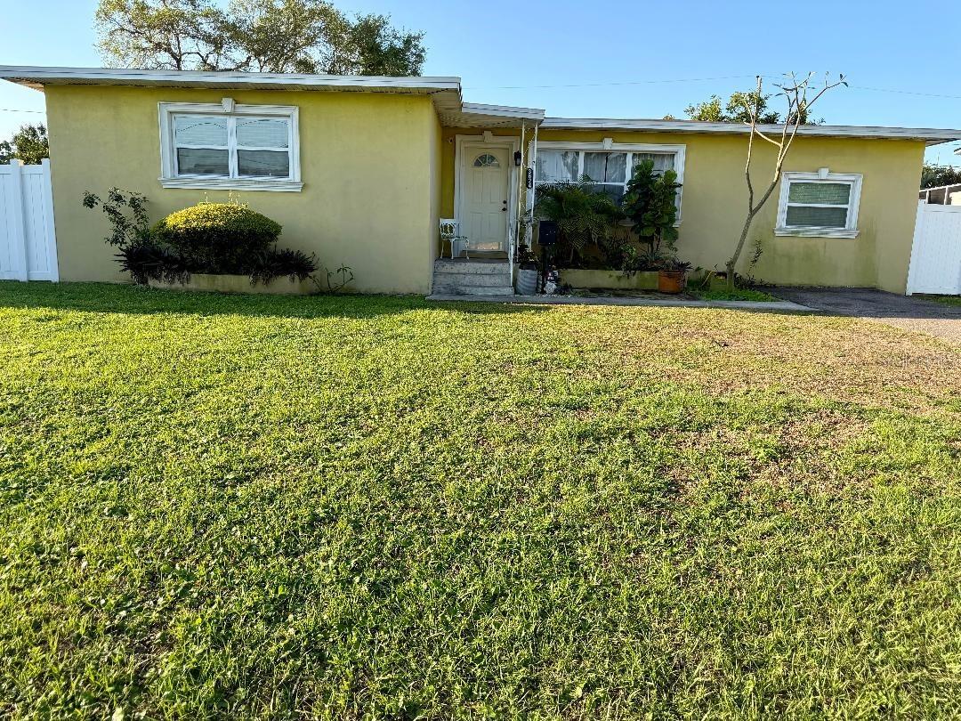 3624 Abington Ave., St Petersburg, FL 33711