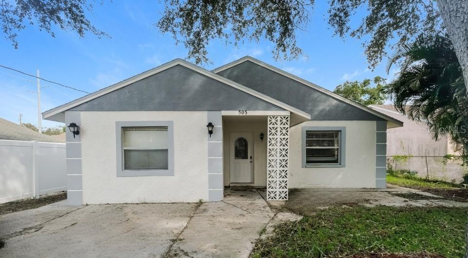 505 E Morgan St., Tarpon Springs, FL 34689