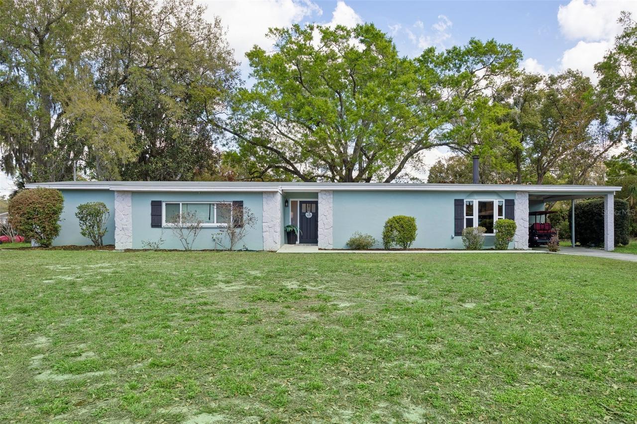 511 Herchel Dr., Temple Terrace, FL 33617