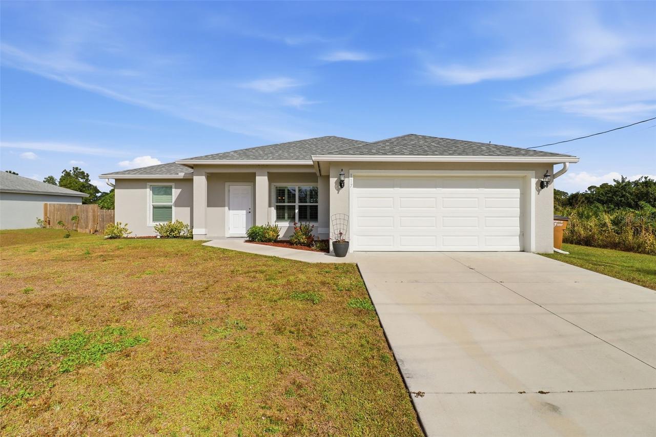 117 Paxton St., Lehigh Acres, FL 33974