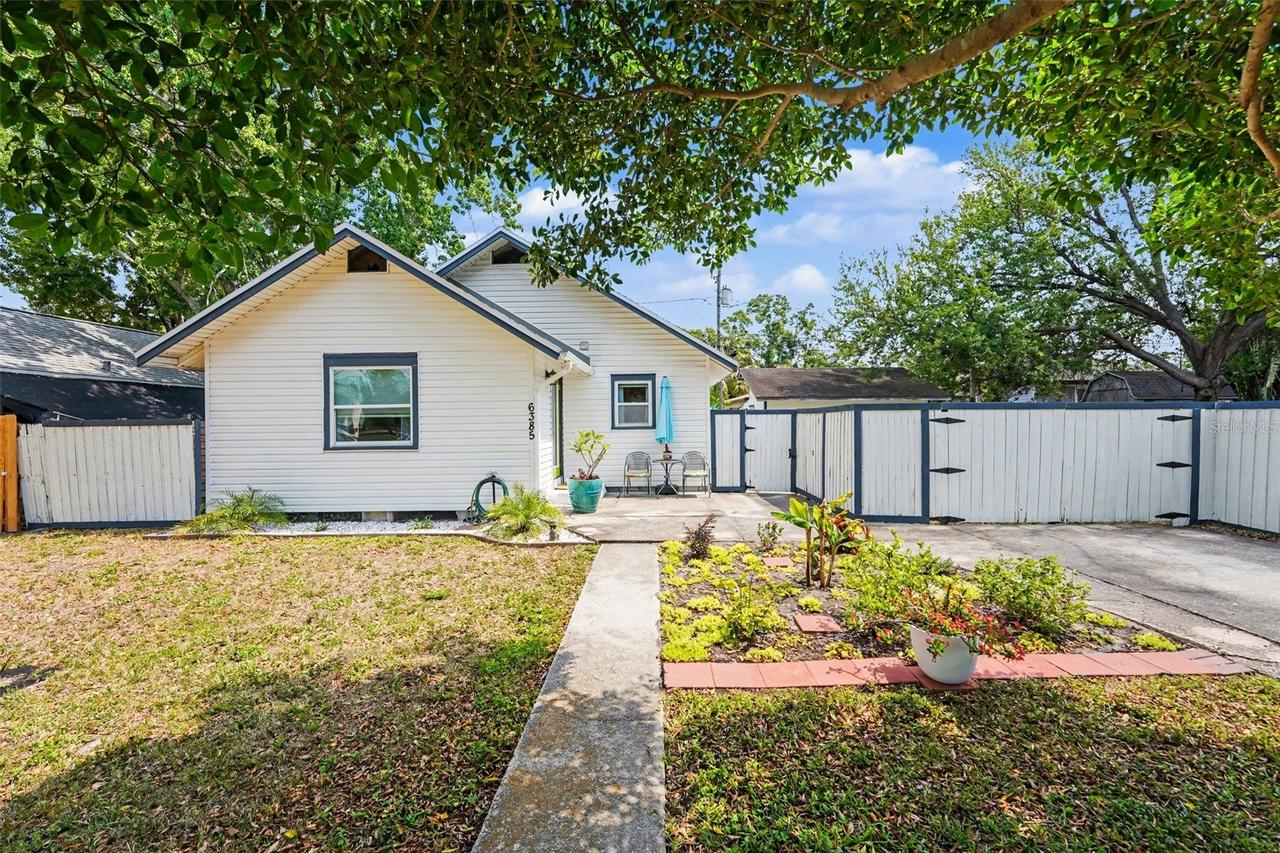 [Address Hidden by Seller], St Petersburg, FL 33702
