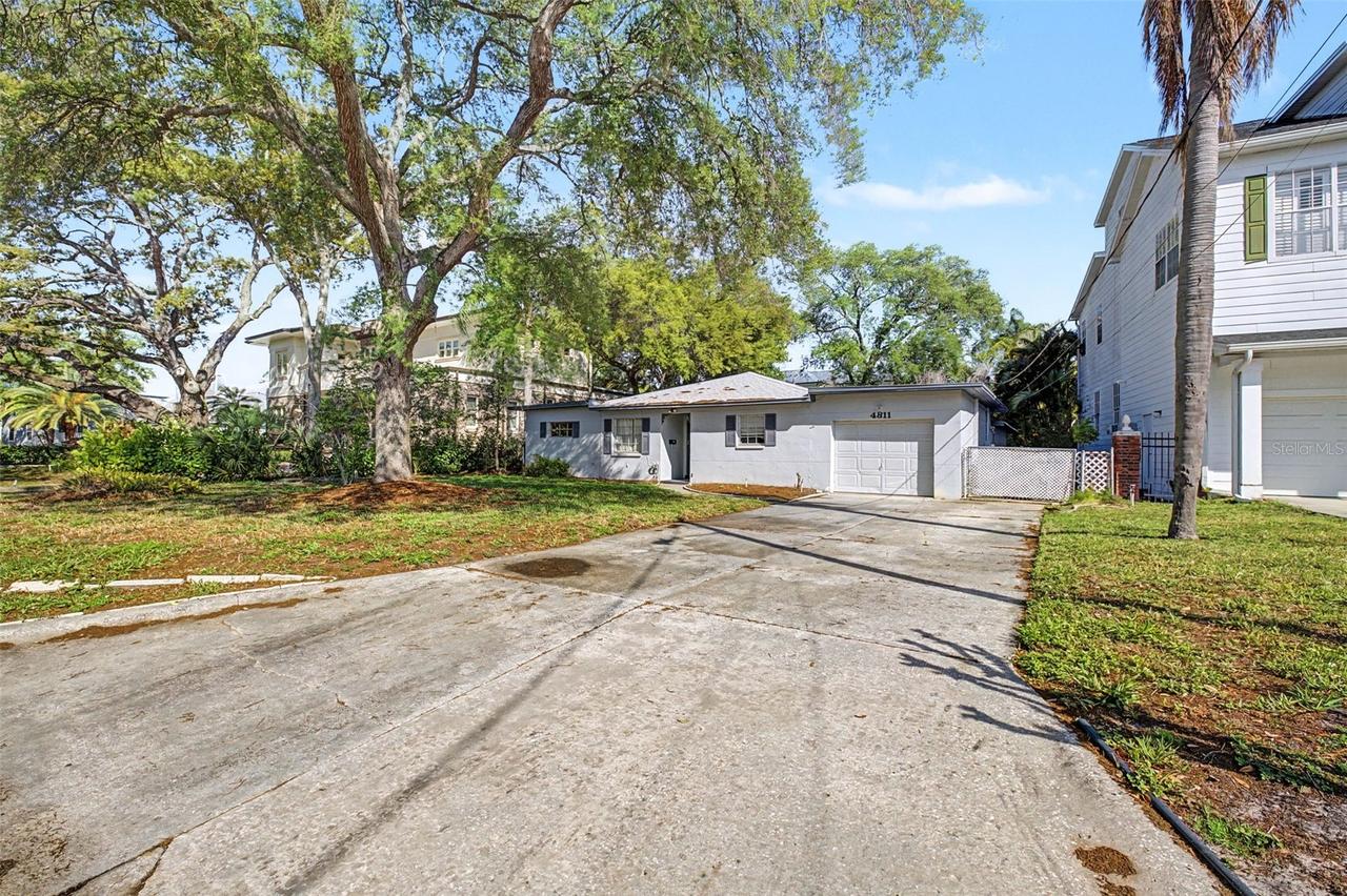 4811 S Sunset Blvd., Tampa, FL 33629