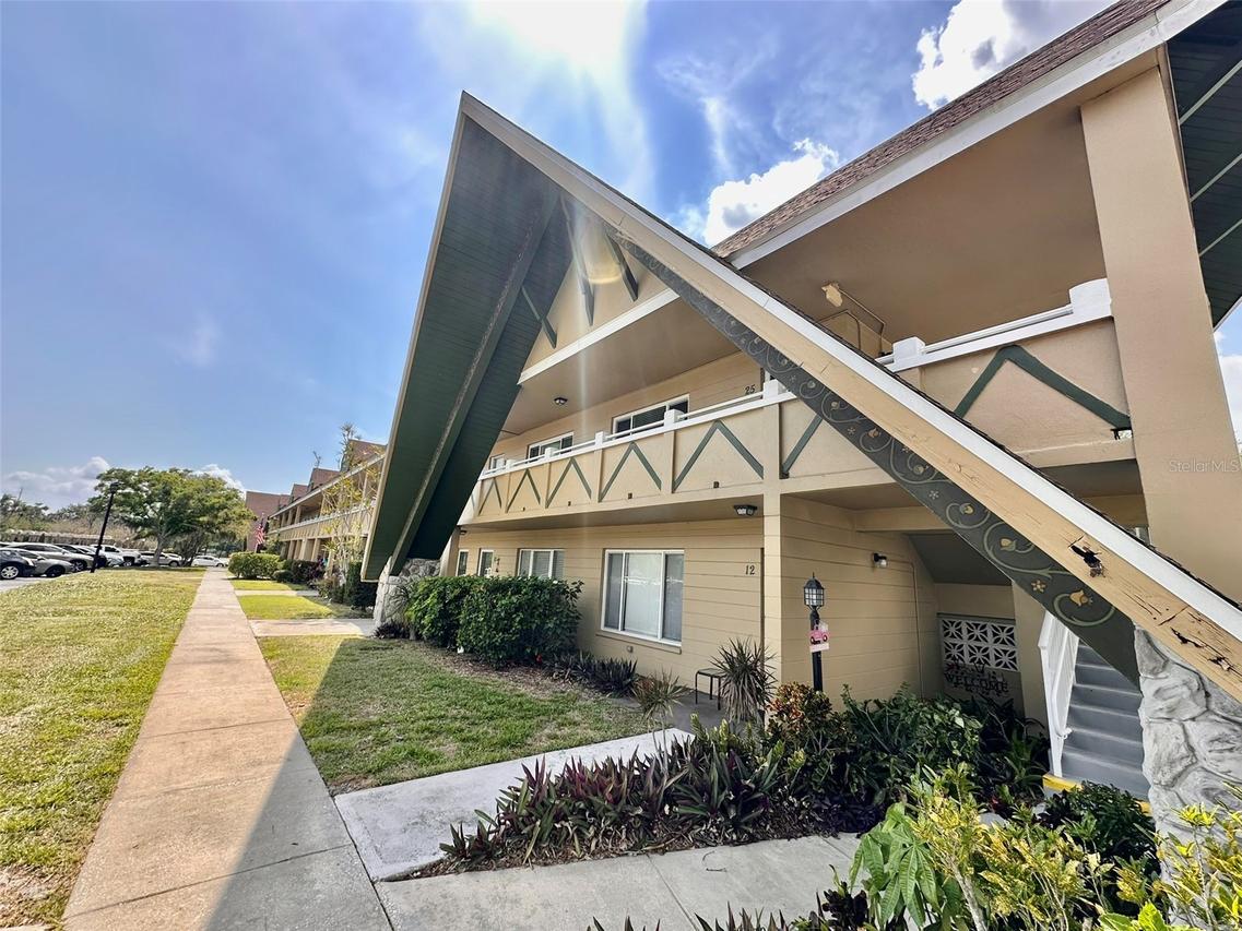 2000 World Parkway Blvd. #25, Clearwater, FL 33763