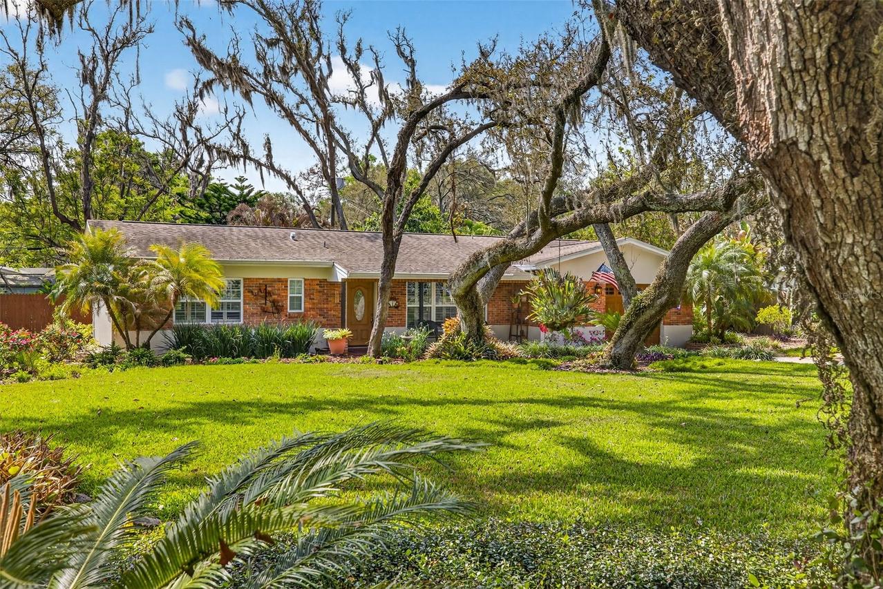 212 S Lockmoor Ave., Temple Terrace, FL 33617