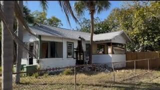1059 15th Ave., St Petersburg, FL 33705