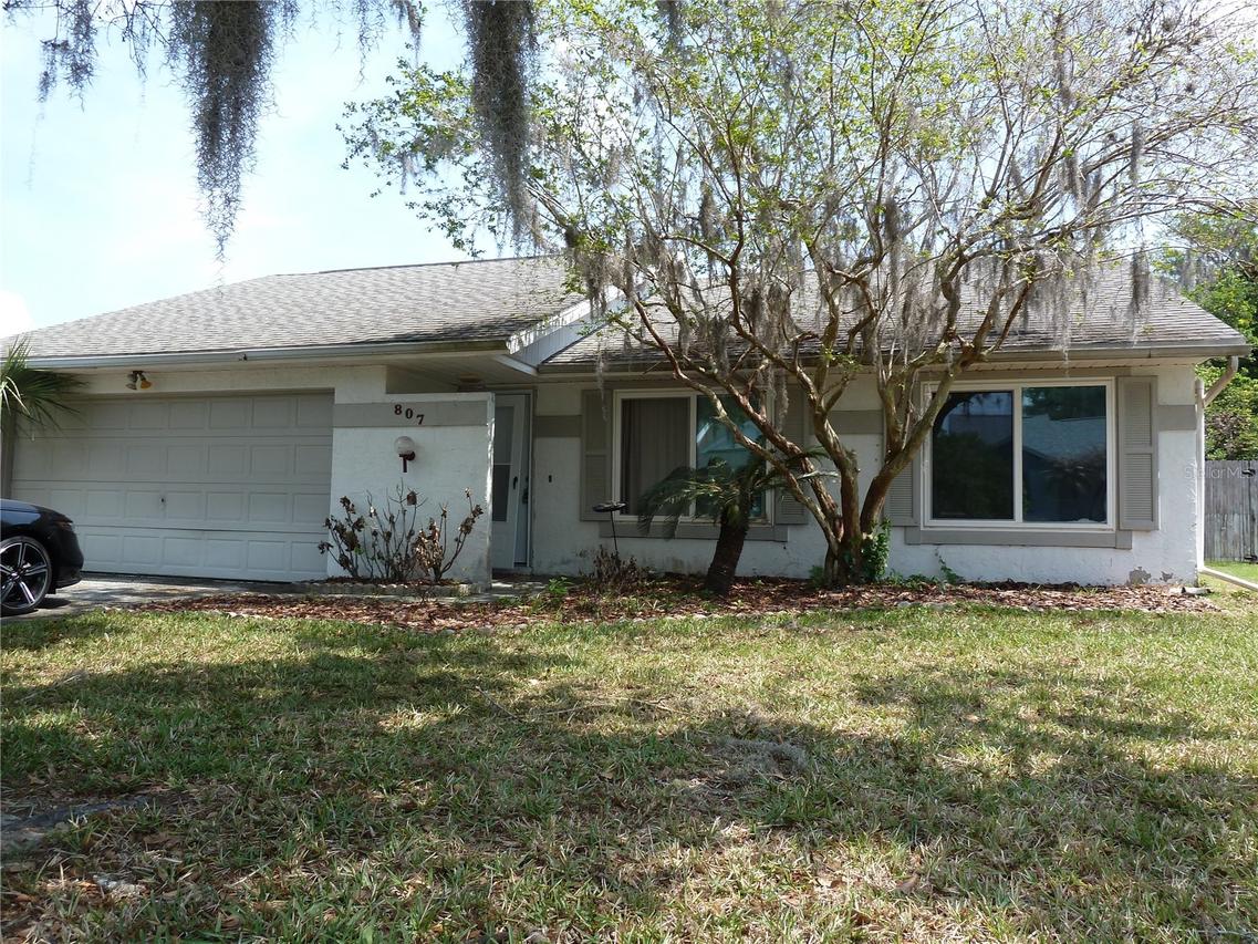 807 Jacaranda Dr., Oldsmar, FL 34677