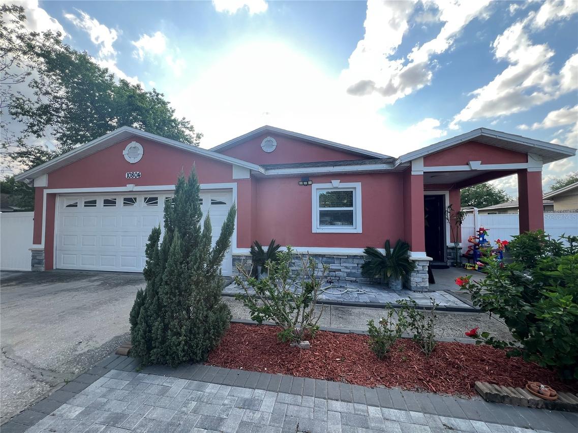 10804 N Myrtle St., Tampa, FL 33617