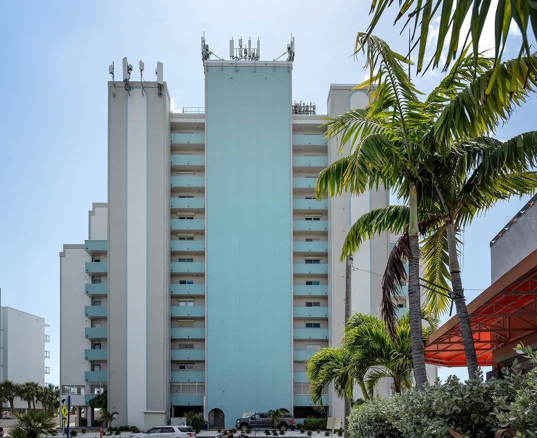 11000 Gulf Blvd. #804 + 805, Treasure Island, FL 33706