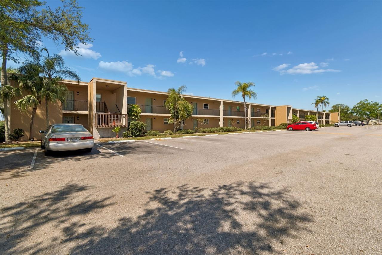 12300 Park Blvd. #221, Seminole, FL 33772