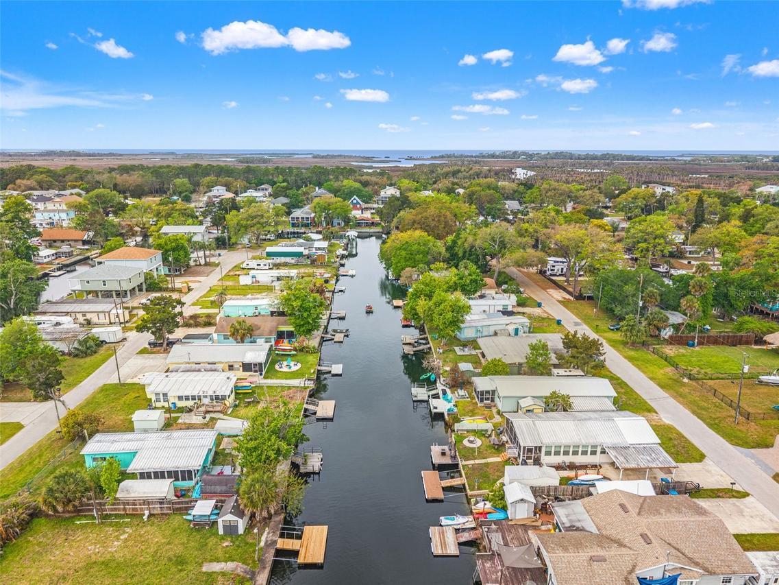 5430 Circle Dr., Weeki Wachee, FL 34607