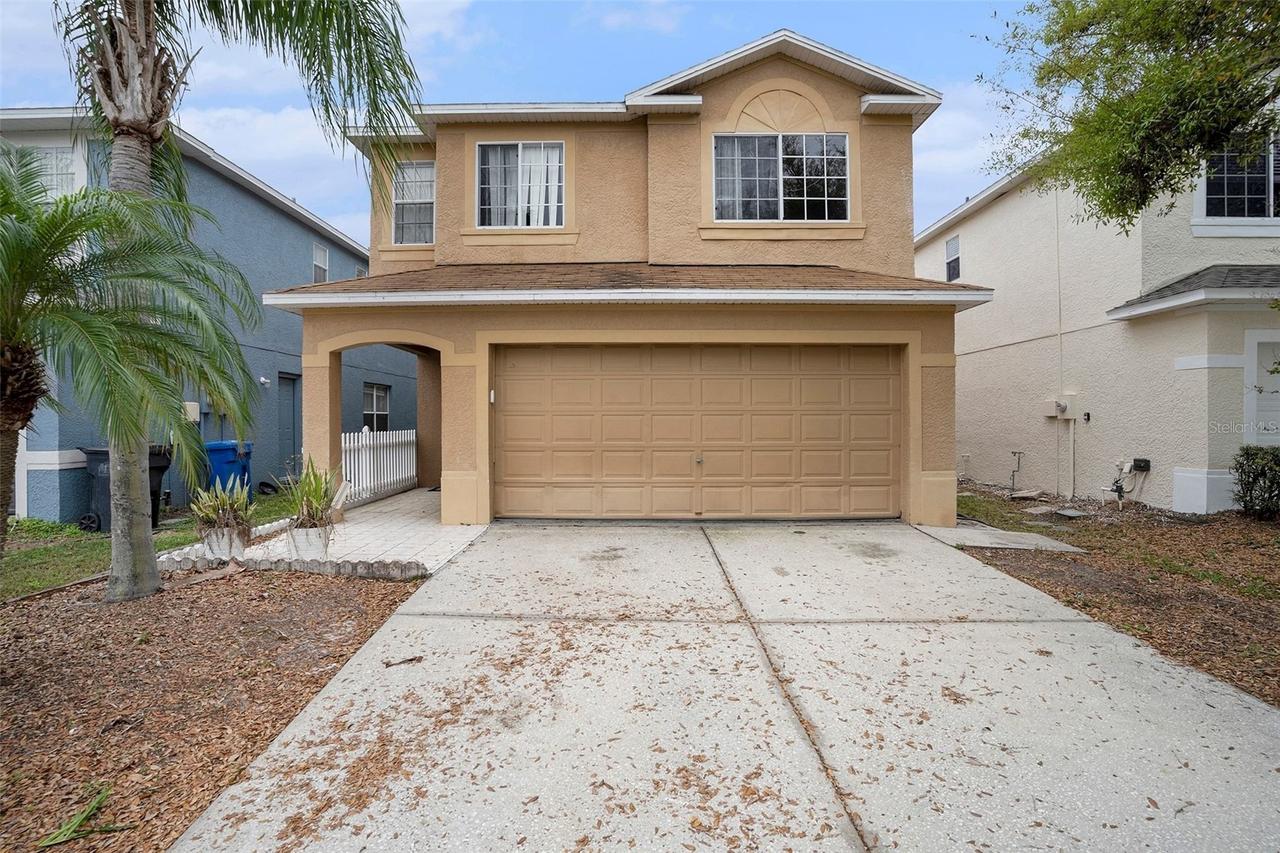 739 Burlwood St., Brandon, FL 33511