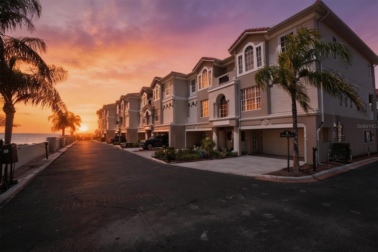 1501 Wharfside Dr., Tarpon Springs, FL 34689