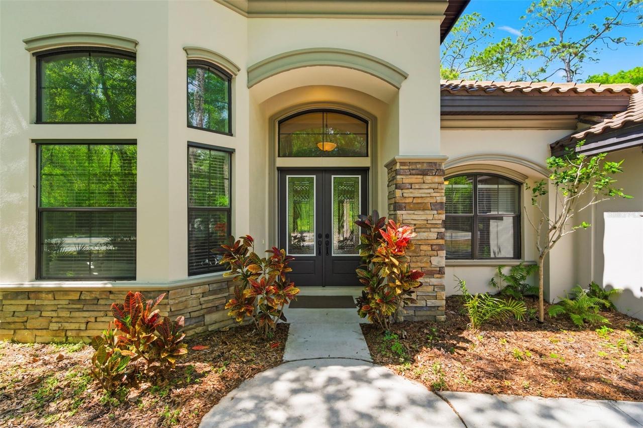 4120 Ridgemoor Dr., Palm Harbor, FL 34685