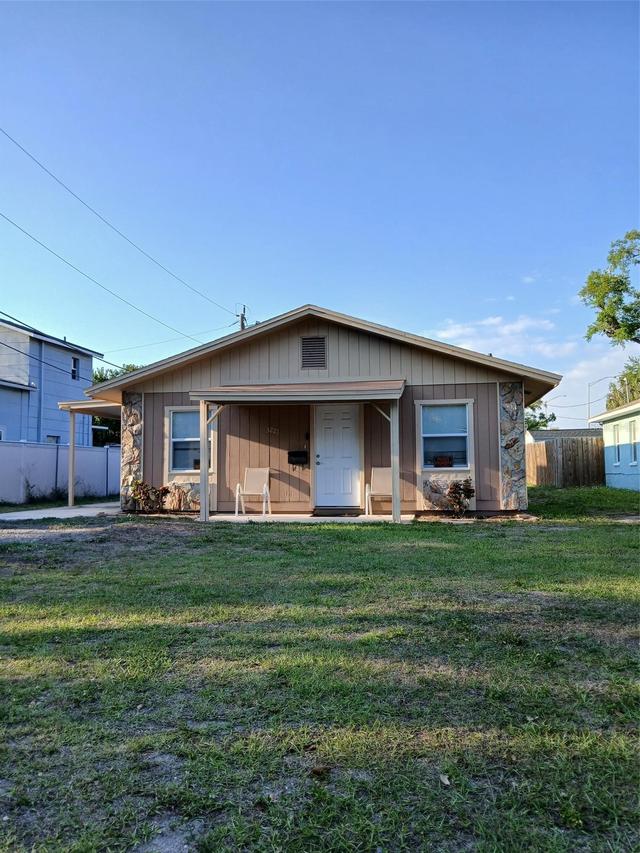 3227 Queensboro Ave., St Petersburg, FL 33712