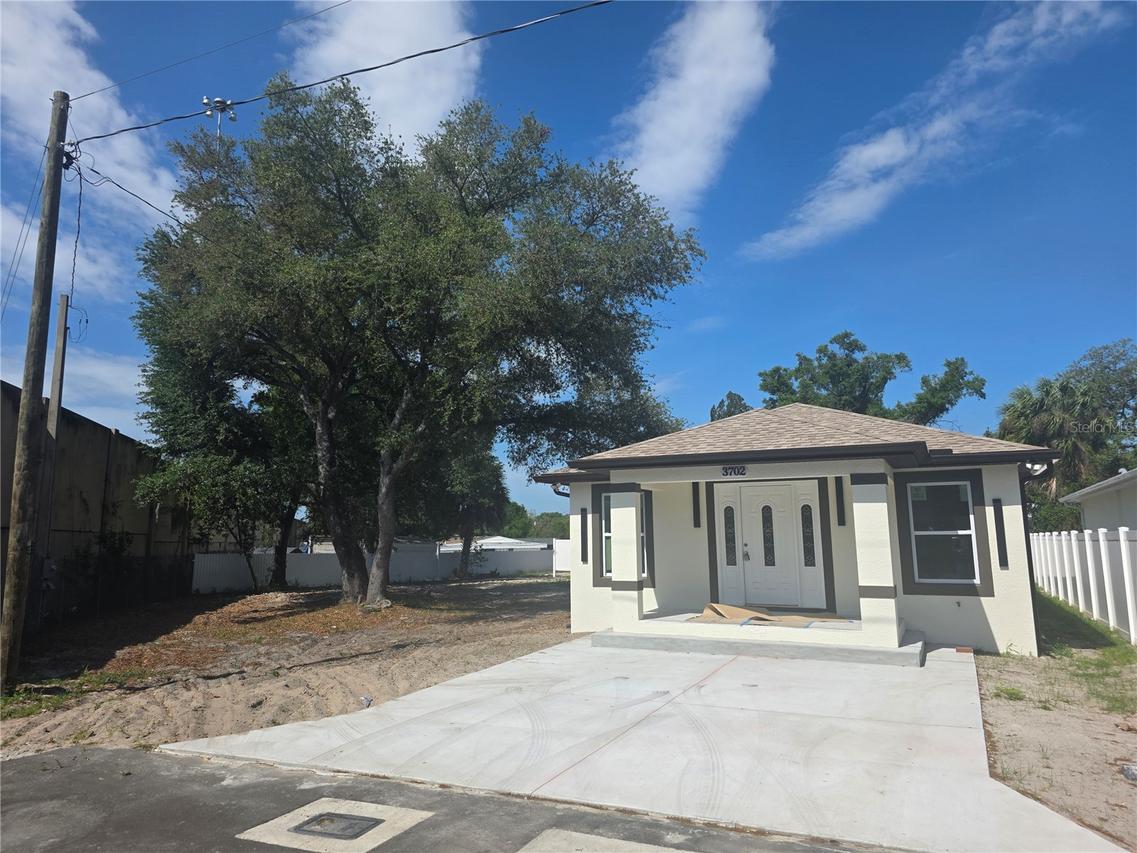 5824 E 30th Ave., Tampa, FL 33619