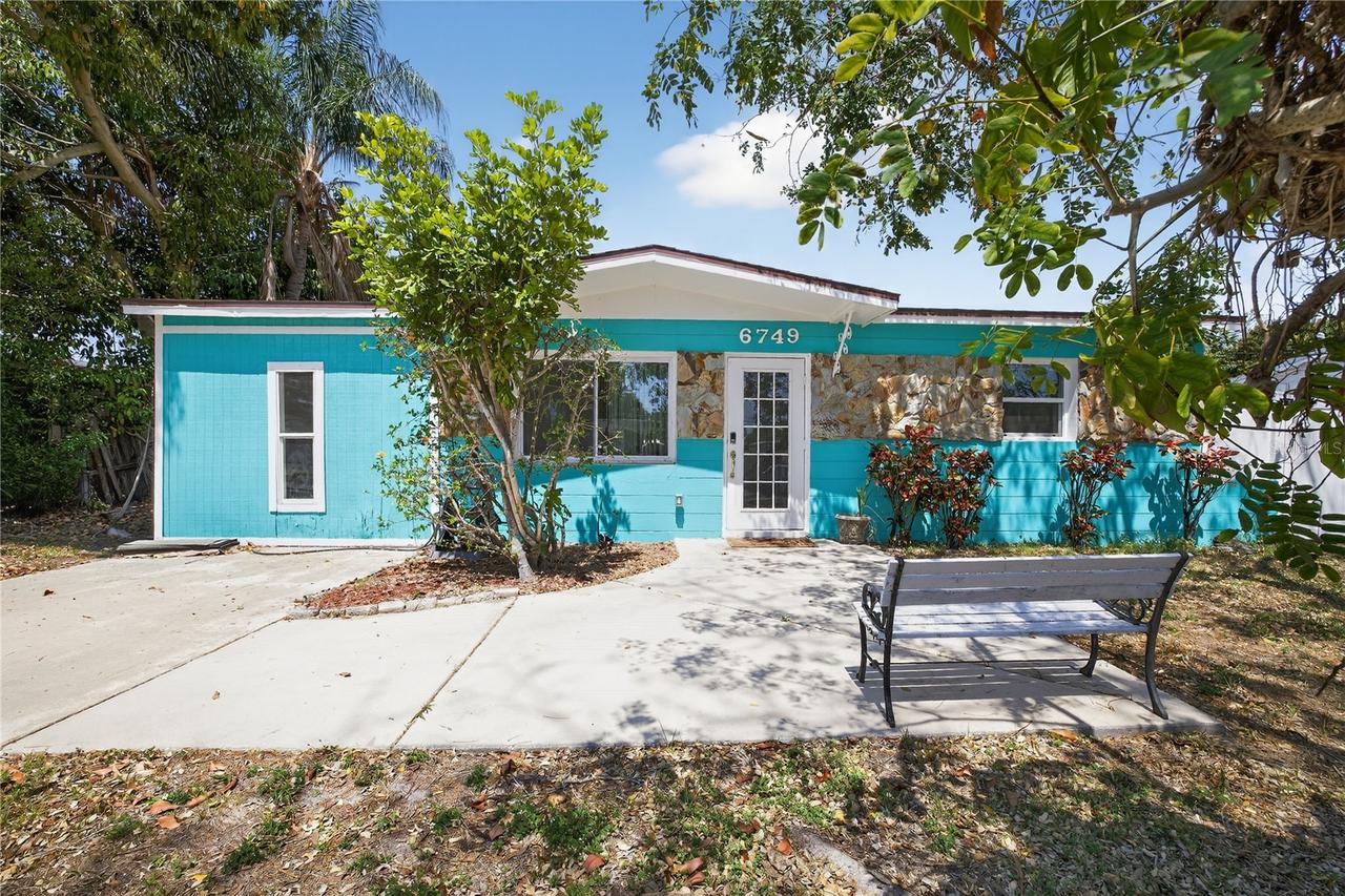 6749 81st Ave., Pinellas Park, FL 33781