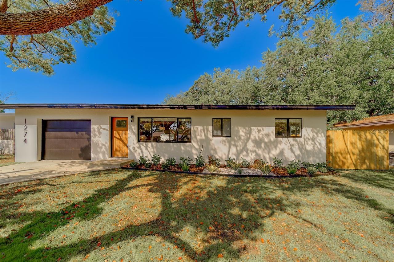 1274 Robin Hood Ln., Dunedin, FL 34698