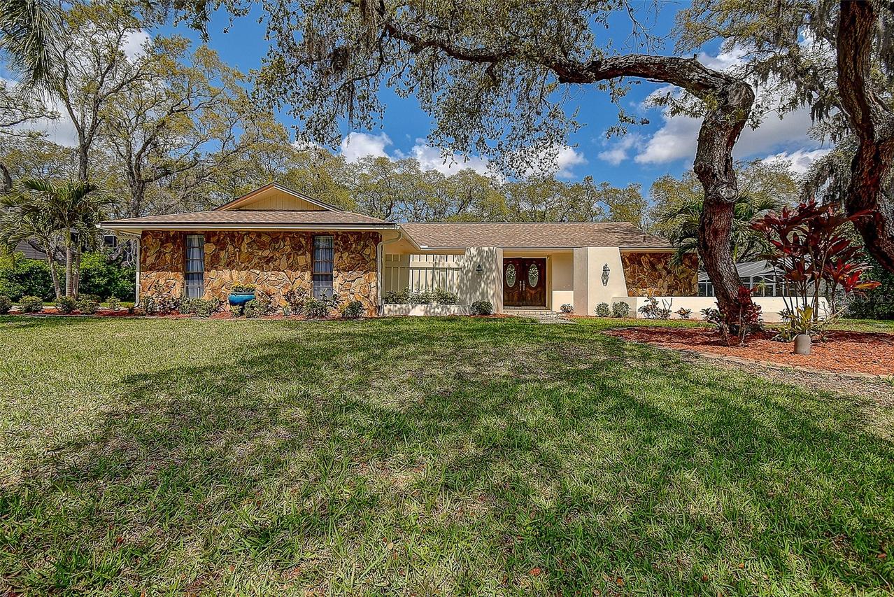 2840 Pheasant Run, Clearwater, FL 33759