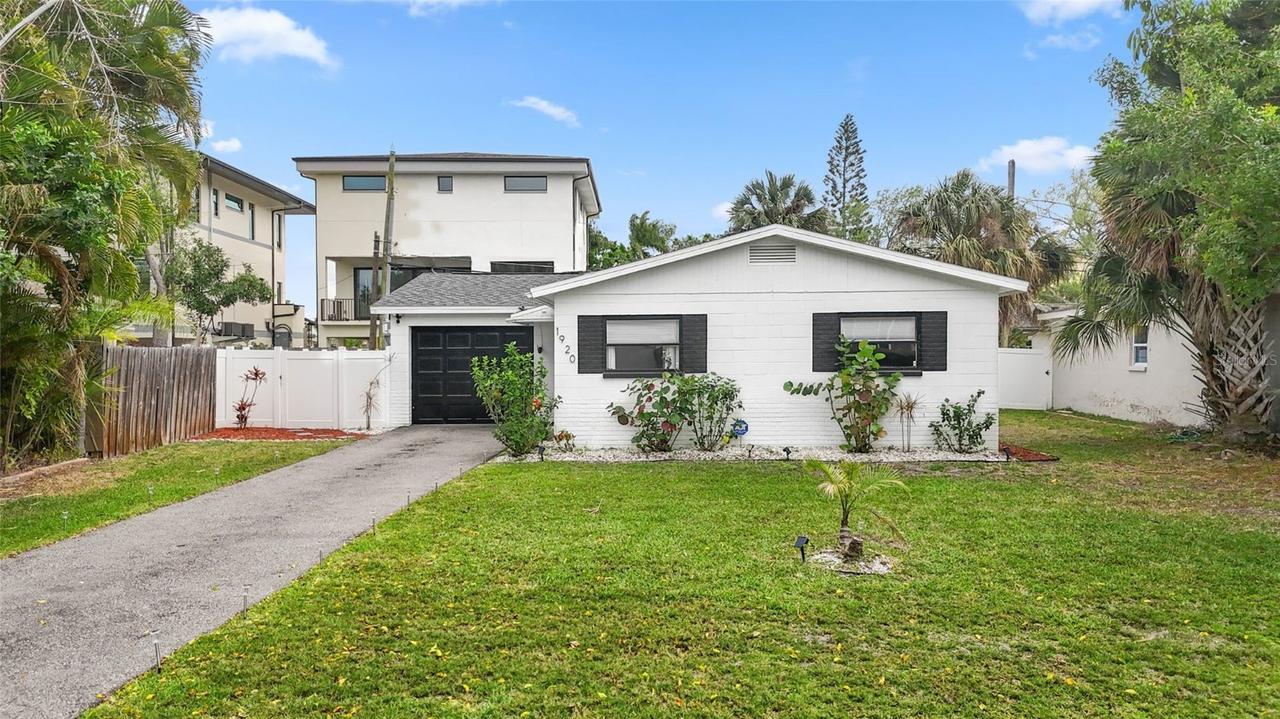 1920 New Hampshire Ave., St Petersburg, FL 33703