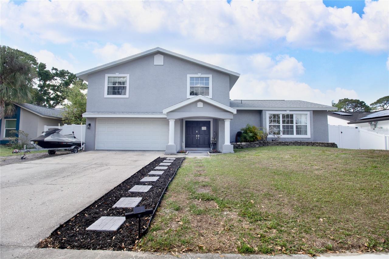 7018 Oakview Cir., Tampa, FL 33634