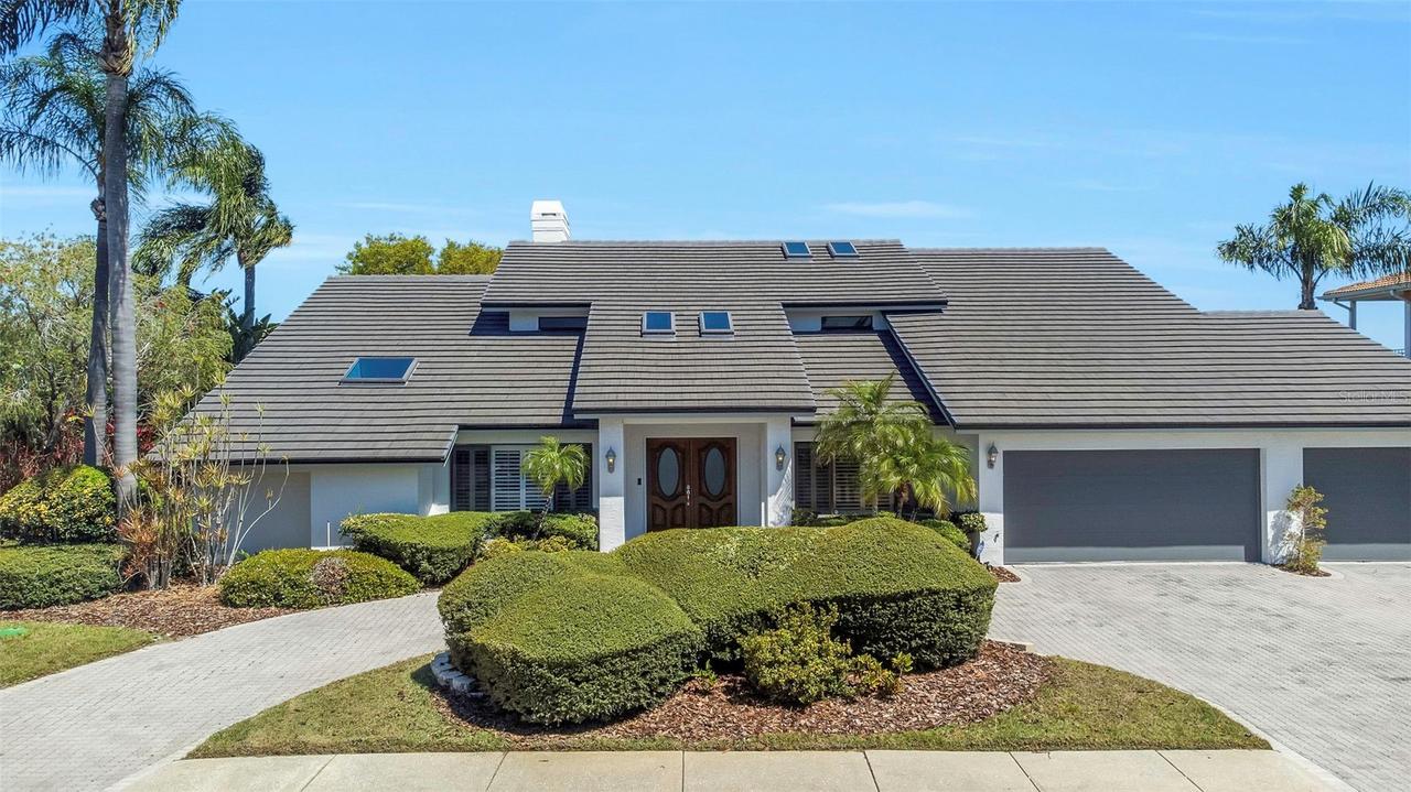 9821 Bay Island Dr., Tampa, FL 33615