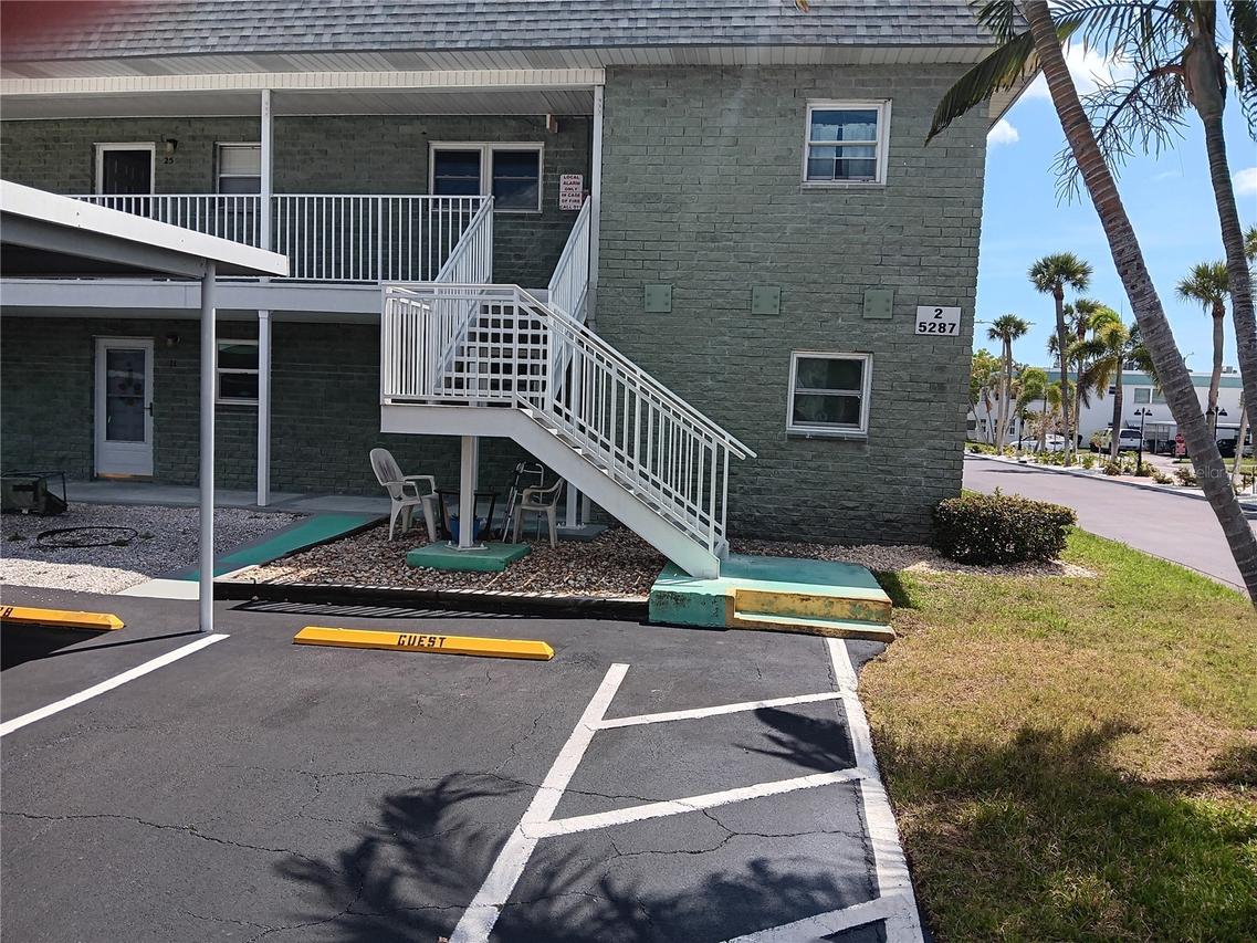 5287 81 St St. #26, St Petersburg, FL 33709