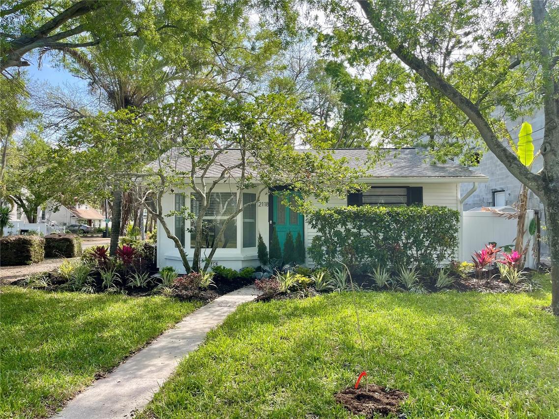 2118 S Venus St., Tampa, FL 33629
