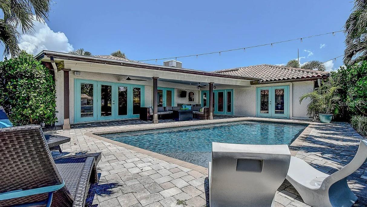 1998 Kansas Ave., St Petersburg, FL 33703