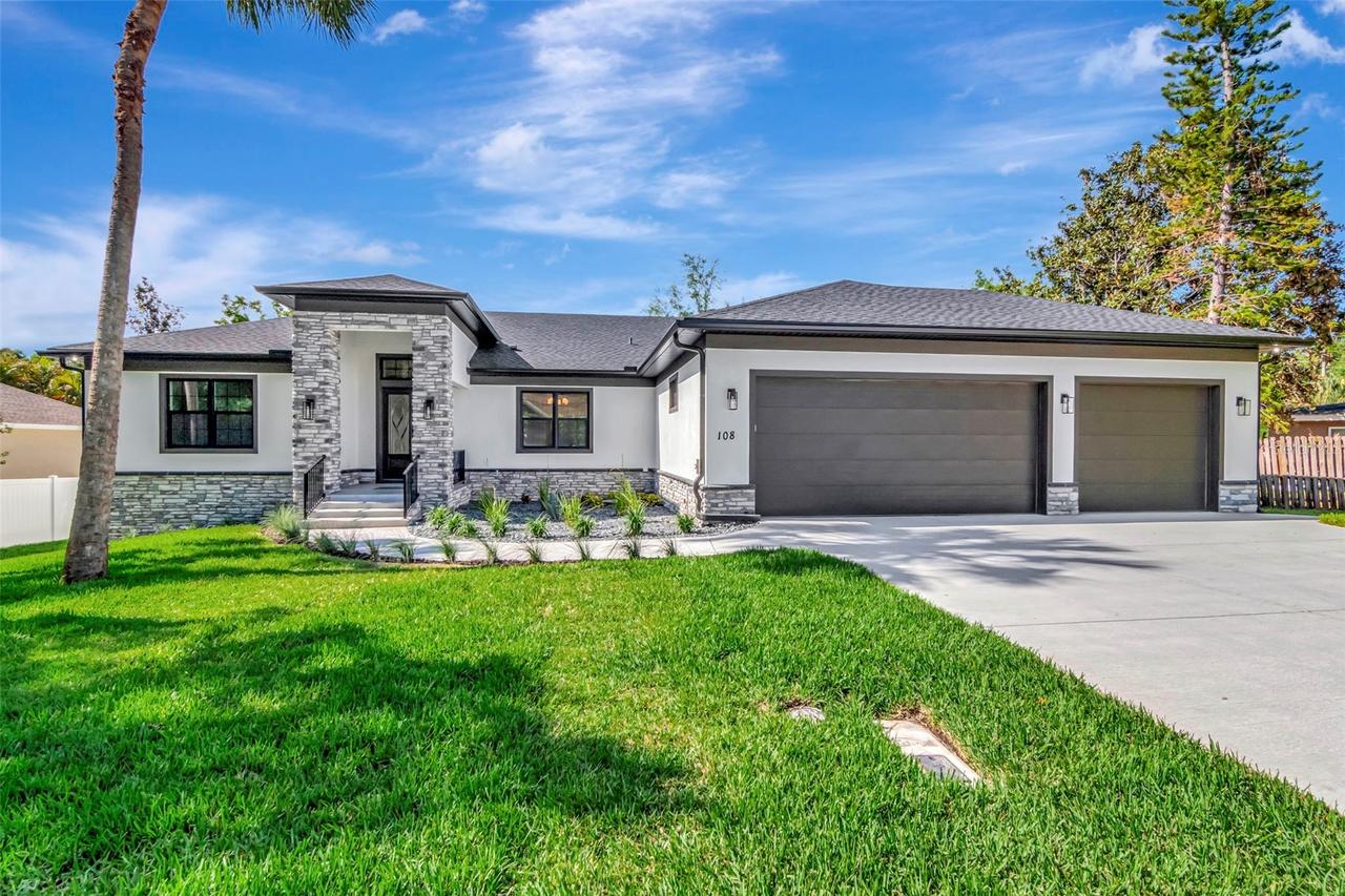 108 Irwin St., Safety Harbor, FL 34695