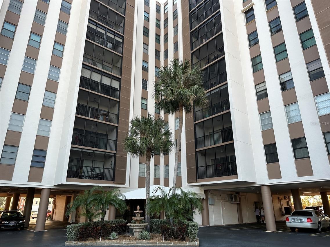 10355 Paradise Blvd. #414, Treasure Island, FL 33706