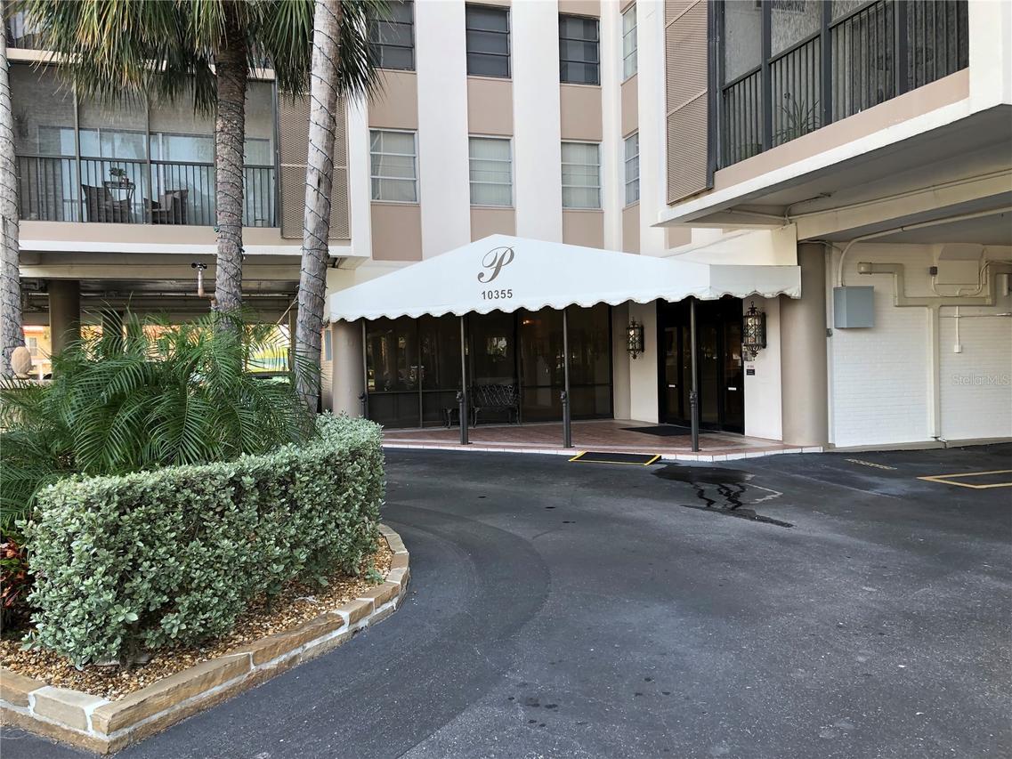 10355 Paradise Blvd. #414, Treasure Island, FL 33706