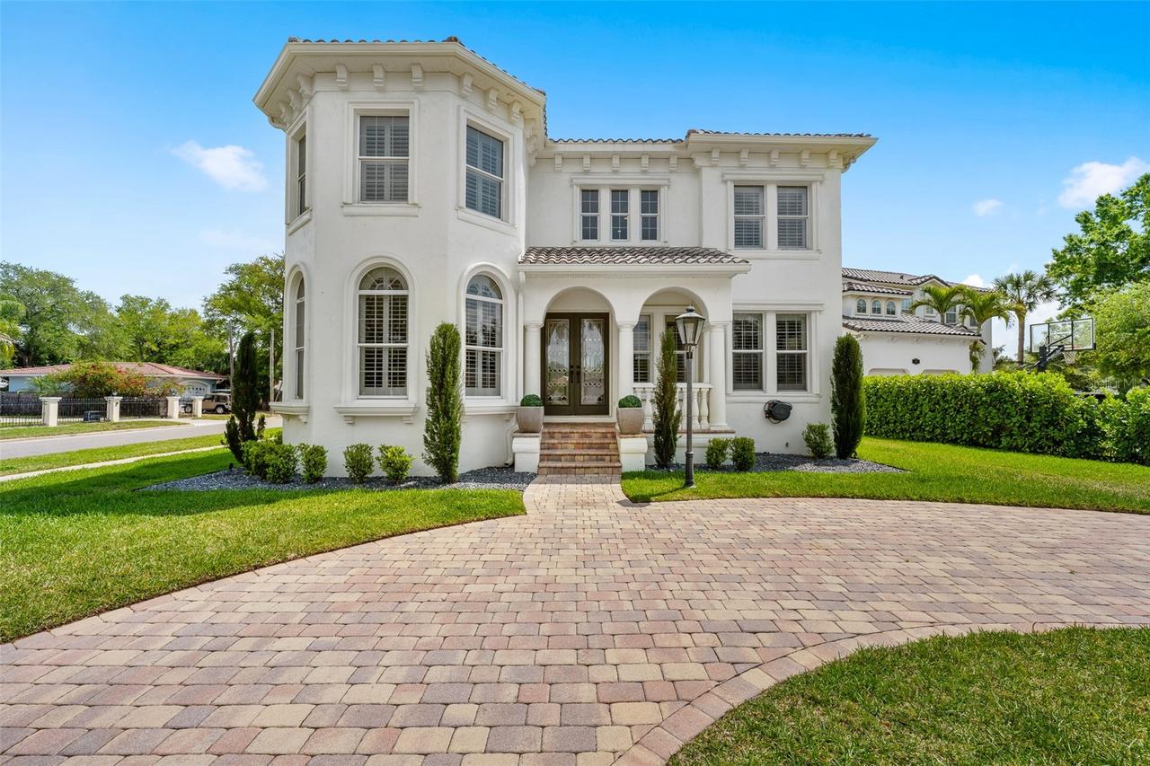 11 Formosa Ave., Tampa, FL 33606